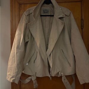 Levi's Tan Leather like Jacket Classic Style